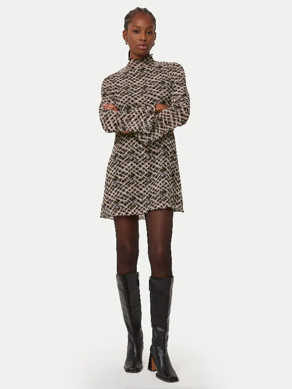 The Textured Long Sleeve Dress  in Dark Chocolate