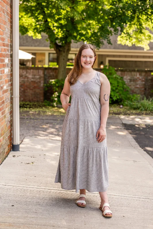 Meryl Sleeveless Tiered Maxi Dress