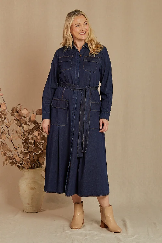 River Chambray Pocket Dress in Dark Wash